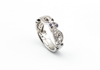 14K Yogo & Diamond Ring 14K Yogo & Diamond Ring