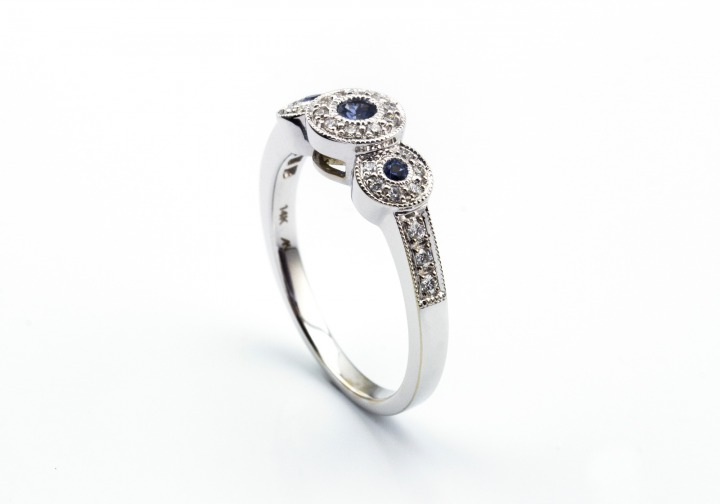 14K Yogo Sapphire Ring