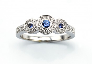 14K Yogo Sapphire Ring