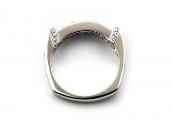 14K Yogo & Diamond Ring 14K Yogo & Diamond Ring