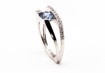 14K Fancy Montana Sapphire & Diamond Ring 14K Fancy Montana Sapphire & Diamond Ring