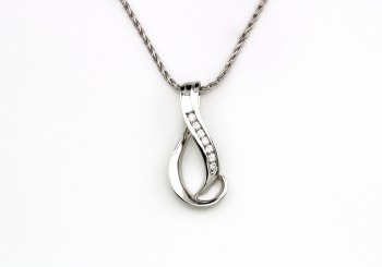 14K Diamond Pendant