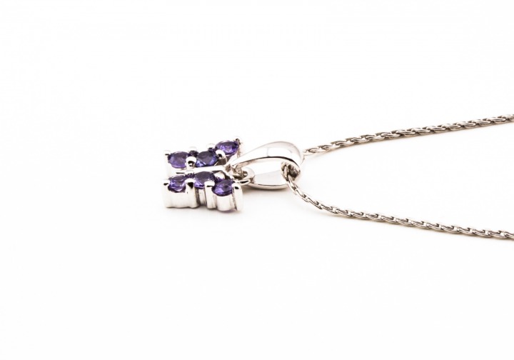 14K Yogo Sapphire Pendant