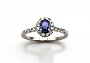 14K Yogo Sapphire & Diamond Ring