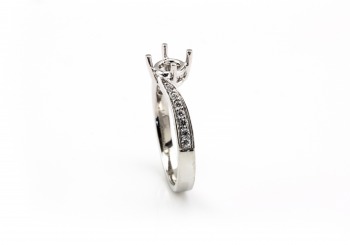 14K Diamond Semi-Mount 14K Diamond Semi-Mount