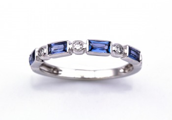14K Yogo Sapphire & Diamond Band