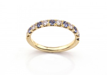 14K Yogo Sapphire & Diamond Ring