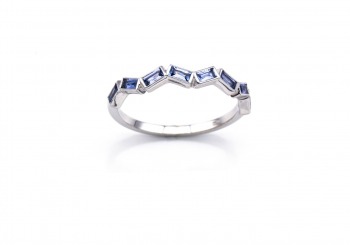 14K Yogo Sapphire Fashion Ring 14K Yogo Sapphire Fashion Ring