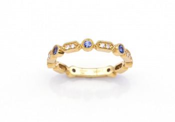 14K Yogo Sapphire & Diamond Ring