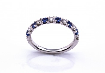 14K Yogo Sapphire & Diamond Ring
