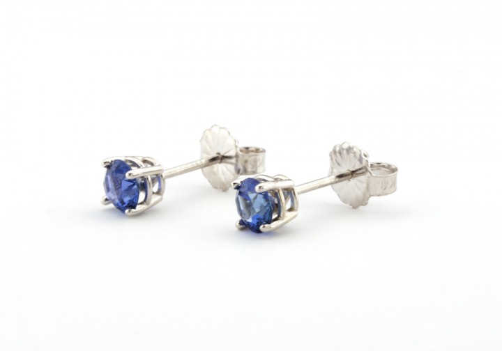 14k Yogo Sapphire Stud Earrings