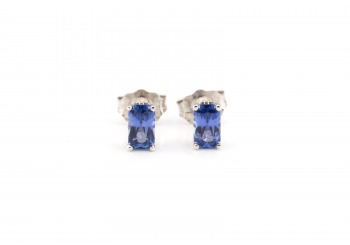 14k Yogo Sapphire Stud Earrings