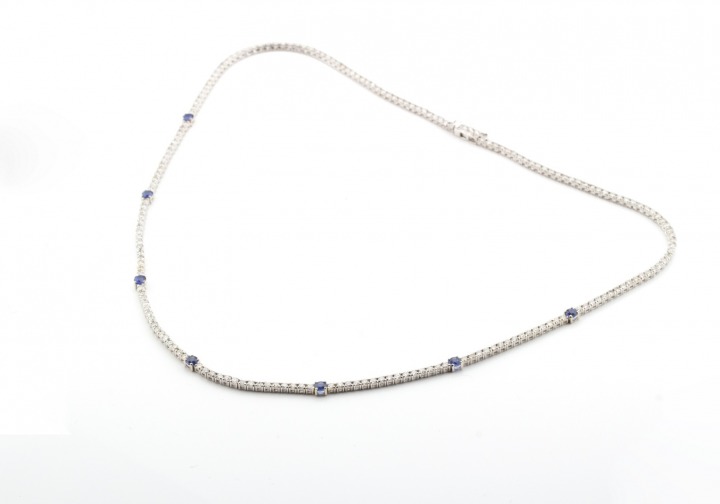18k Diamond and Yogo Sapphire Necklace 