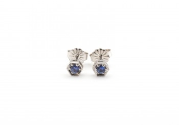 14k Yogo Sapphire Stud Earrings