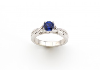 14k White Gold Sapphire and Diamond Ring 14k White Gold Sapphire and Diamond Ring
