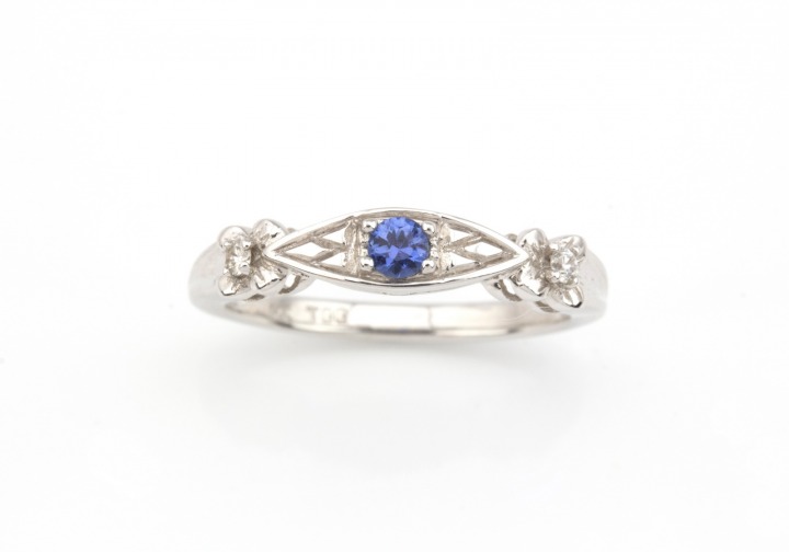 14 Yogo Sapphire Ring