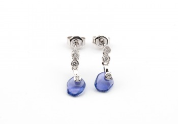 14k Tumbled Yogo Sapphire Earrings