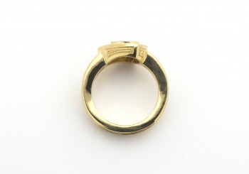 18k Yogo Sapphire and Diamond Ring 18k Yogo Sapphire and Diamond Ring