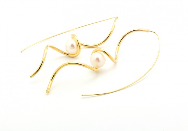 14k Drop Pearl Earrings 