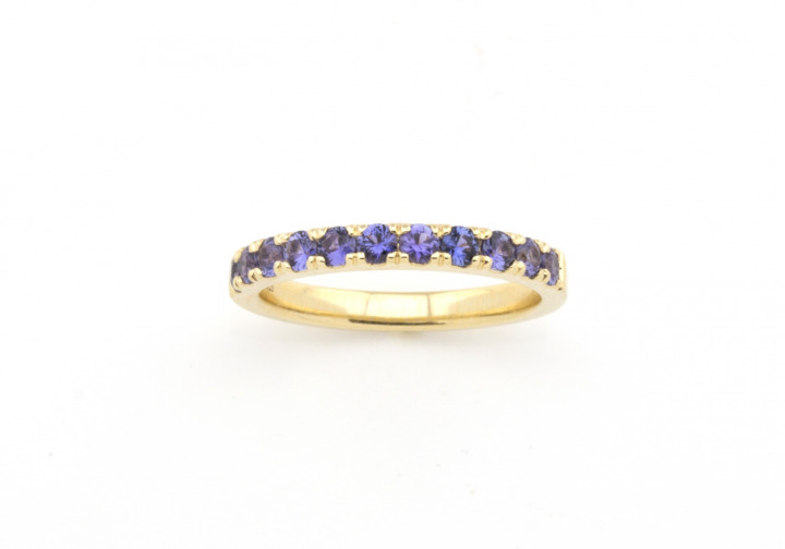 14K Yogo Sapphire Ring