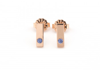 14k Yogo Sapphire Studs