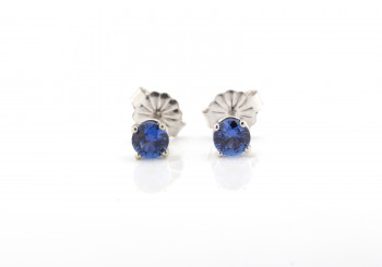 14k Yogo Sapphire Studs