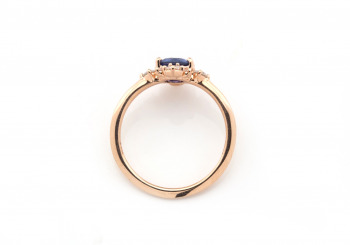 14k Yogo Sapphire and Diamond Ring 14k Yogo Sapphire and Diamond Ring