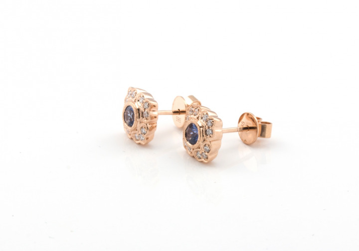 14k Yogo Sapphire Studs 