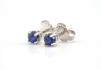14K Yogo Sapphire Studs 14K Yogo Sapphire Studs