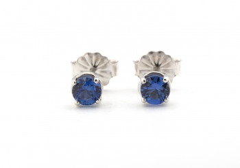 14k Yogo Sapphire Studs