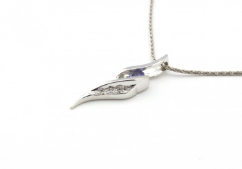 Yogo Sapphire & Diamond Pendant Yogo Sapphire & Diamond Pendant