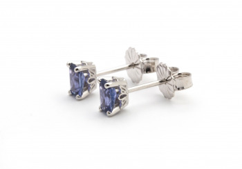 14k Yogo Sapphire Studs 14k Yogo Sapphire Studs