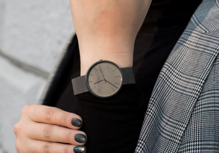Hassel Smokey Watch