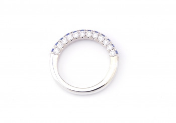 14K Yogo Sapphire & Diamond Ring 14K Yogo Sapphire & Diamond Ring