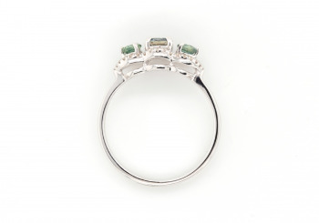 14K Montana Sapphire and Diamond Ring 14K Montana Sapphire and Diamond Ring
