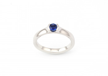 14K Yogo Sapphire Ring