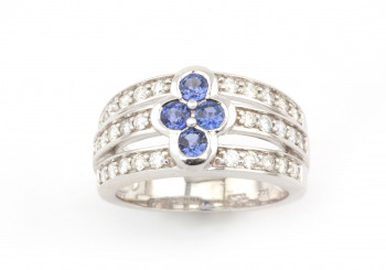 14k Yogo Sapphire Ring