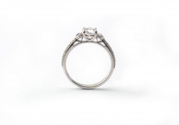 14K White Gold Yogo Sapphire Semi-Mount Ring 14K White Gold Yogo Sapphire Semi-Mount Ring