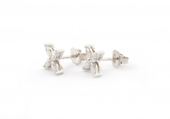 14k White Gold Cluster Earrings 14k White Gold Cluster Earrings