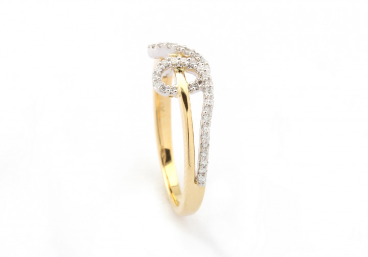 14k Two-Tone Diamond Ring