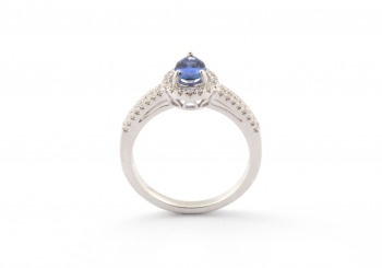 18k Yogo Sapphire Ring 18k Yogo Sapphire Ring