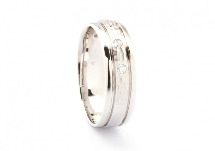 14k Diamond Wedding Band