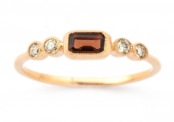 14k Garnet Ring