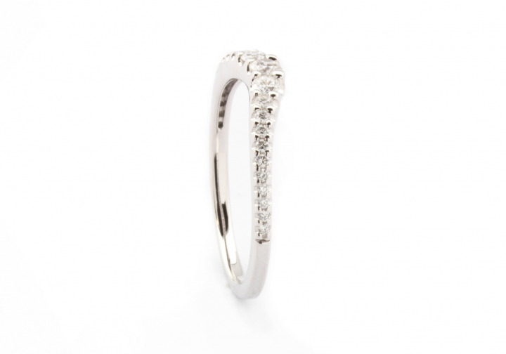 14k Diamond Wedding Band