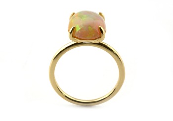14k Ethiopian Opal Fashion Ring