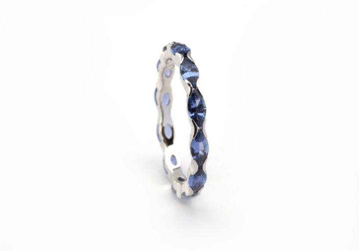 14k Yogo Sapphire Marquise Band