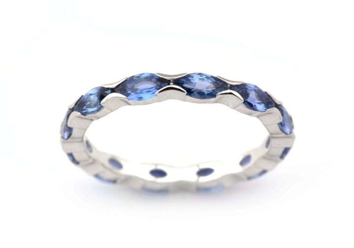 14k Yogo Sapphire Marquise Band