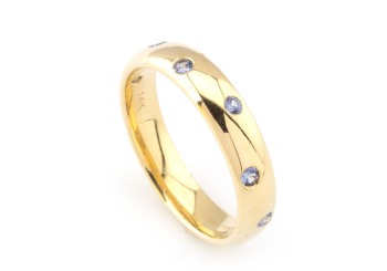 14k Yogo Sapphire Band