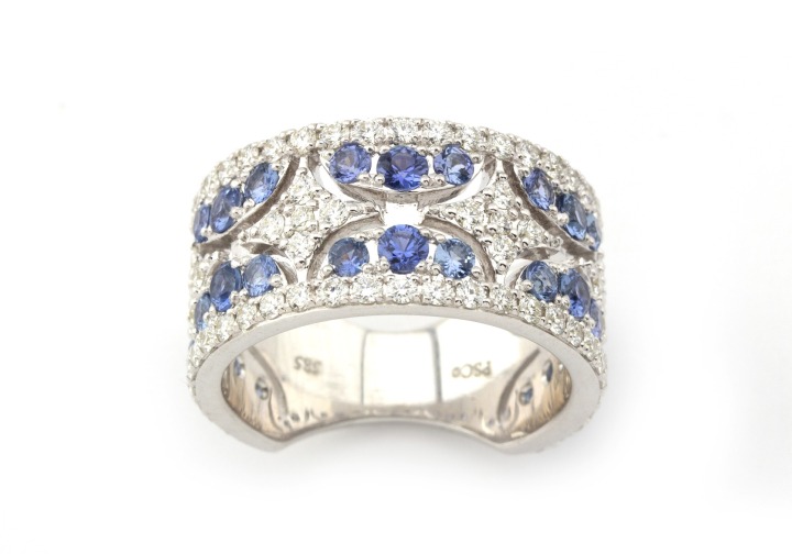 14K Yogo Sapphire and Diamond Ring