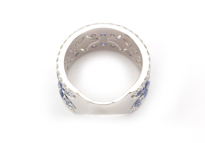 14K Yogo Sapphire and Diamond Ring